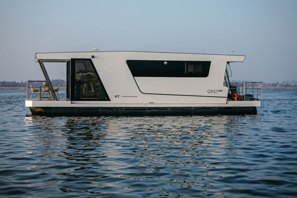 oase-410-htcatamarans-23